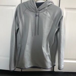 Under Armour fleece hoodie size Medium